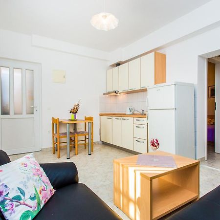 Apartments Lavanda 1 Njivice Dış mekan fotoğraf