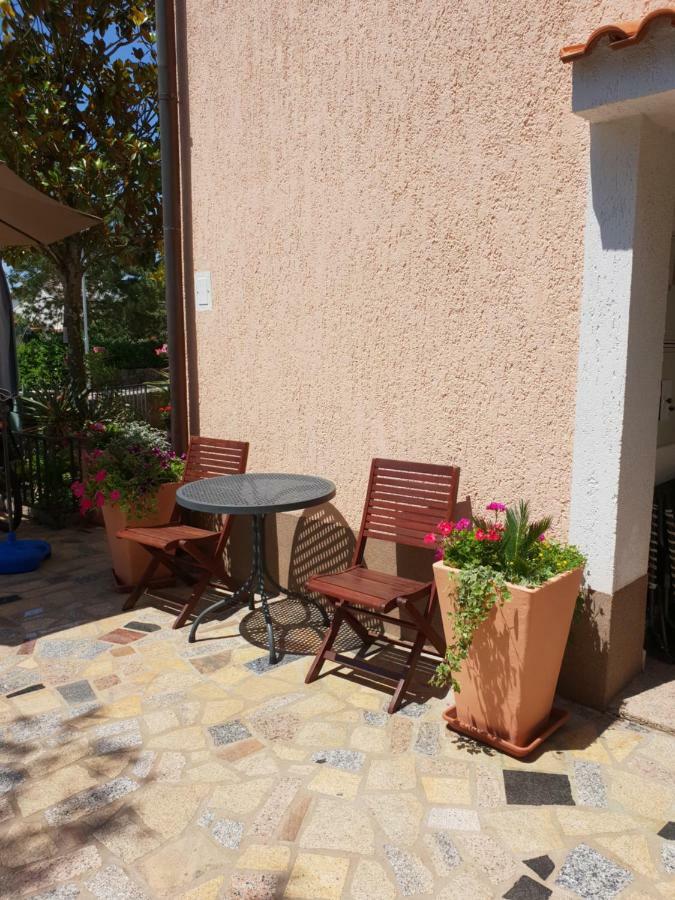 Apartments Lavanda 1 Njivice Dış mekan fotoğraf